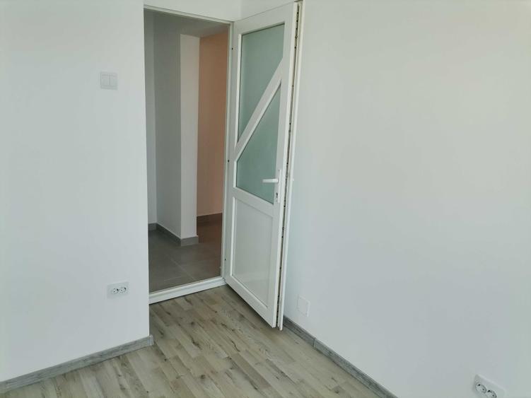 Apartament cu 2 camere, decomandat, pentru inchiriat - 8