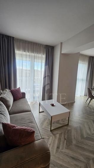 Apartament cu 2 camere semidecomandat, mobilat în Mănăștur