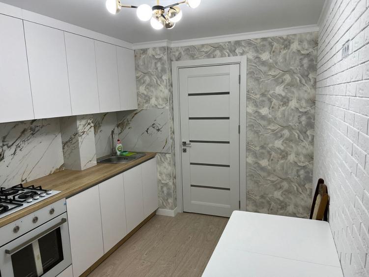 Apartament cu 2 camere decomandat în Avantgarden