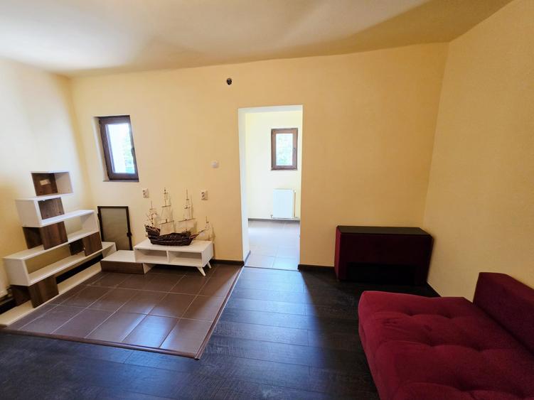 Casă renovată cu 6 camere, teren 557 mp – Berceni, Prahova - 49