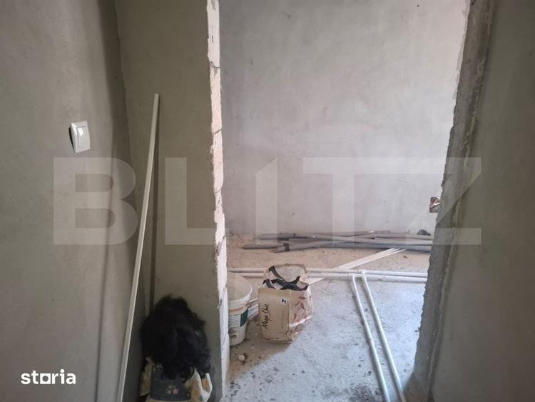 Casă cu 5 camere cu Teren 2100 Mp în Produlești
