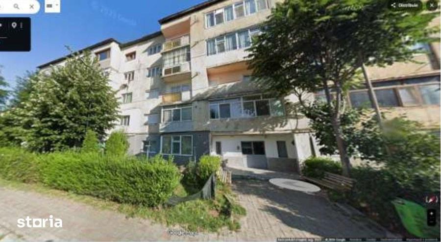 Apartament cu 3 camere în Micro 4