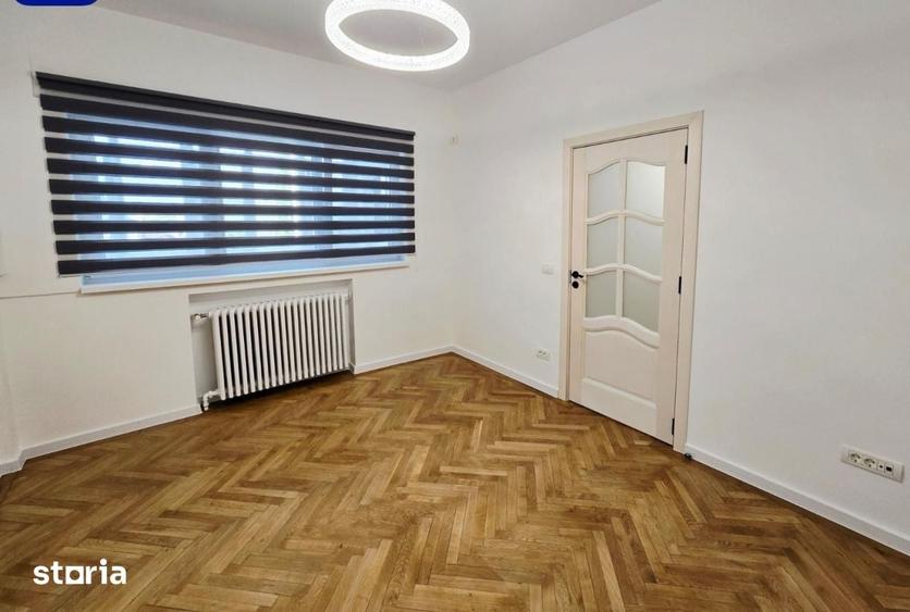 Apartament cu 3 camere în Unirii