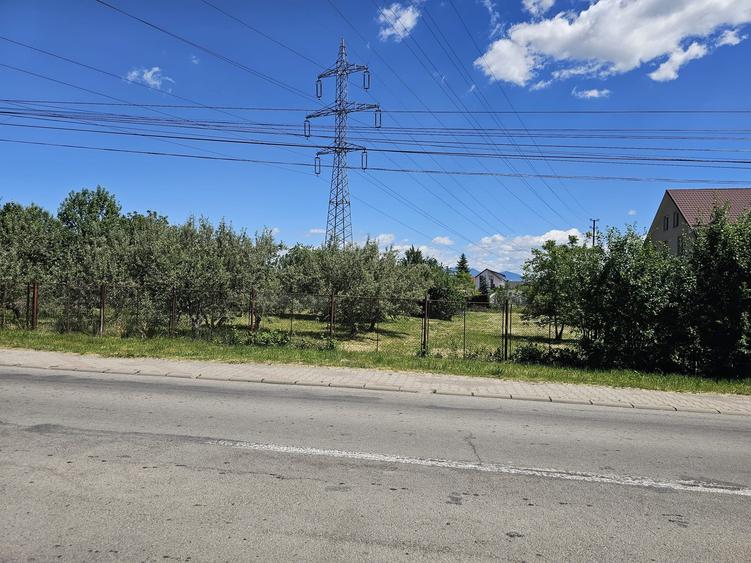 Teren Construcții intravilan de 1500 mp, în Calea Moldovei