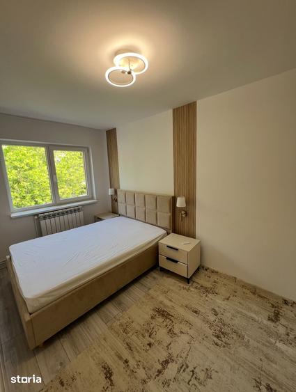 Apartament cu 3 camere decomandat, mobilat în Exterior Vest