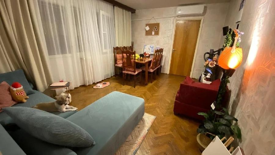 Apartament cu 3 camere semidecomandat în Militari