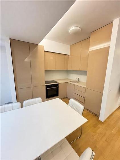 Apartament cu 3 camere decomandat, mobilat în Șoseaua Nordului