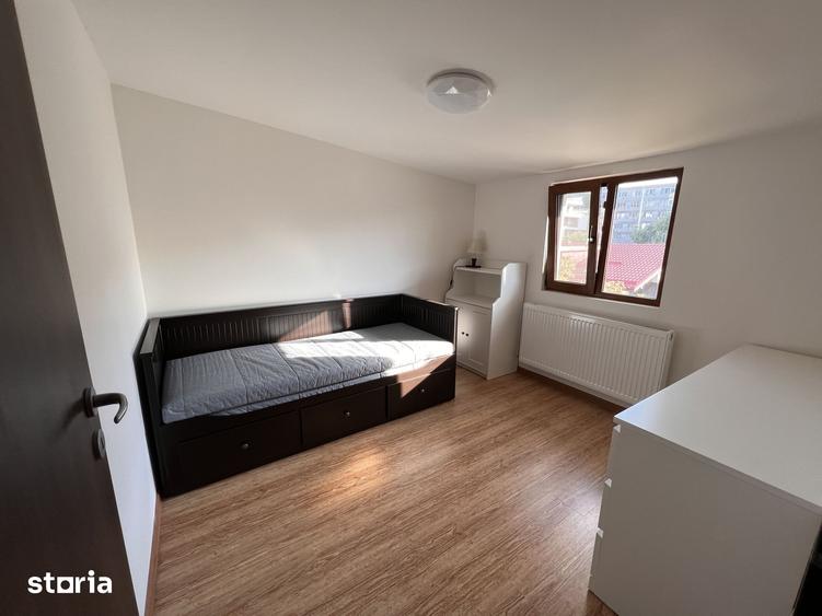 Apartament cu 4 camere, mobilat în 1 Mai