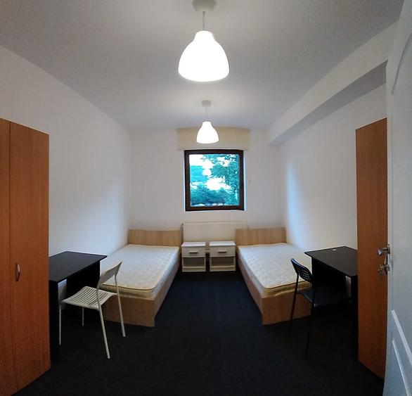 Garsonieră decomandată în Central