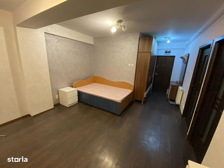 Garsonieră decomandată în Tătărași