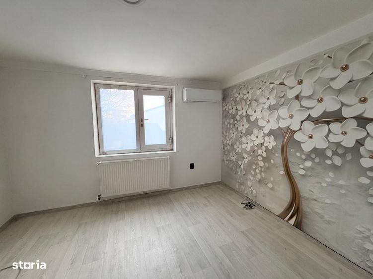 Casă cu 4 camere cu Teren 250 Mp în Libertății