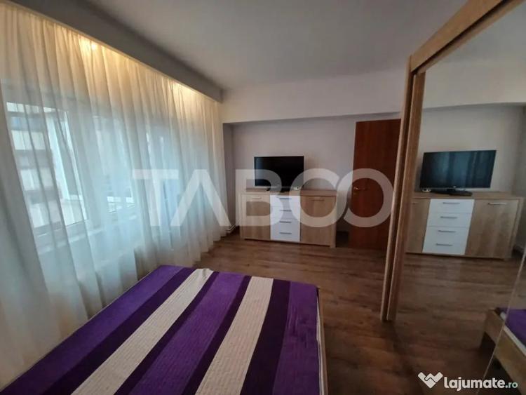 Apartament cu 3 camere semidecomandat în Central