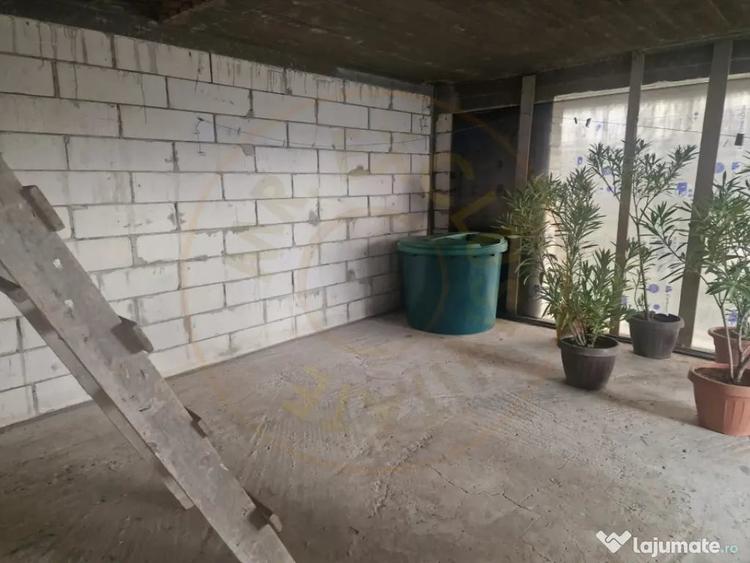 Casă cu 3 camere cu Teren 2172 Mp în Vedea