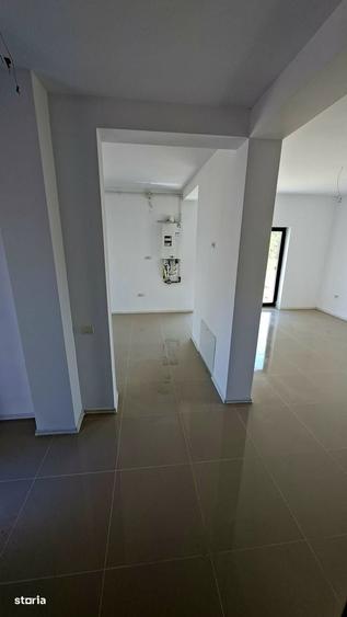 Casă cu 4 camere în Budeasa