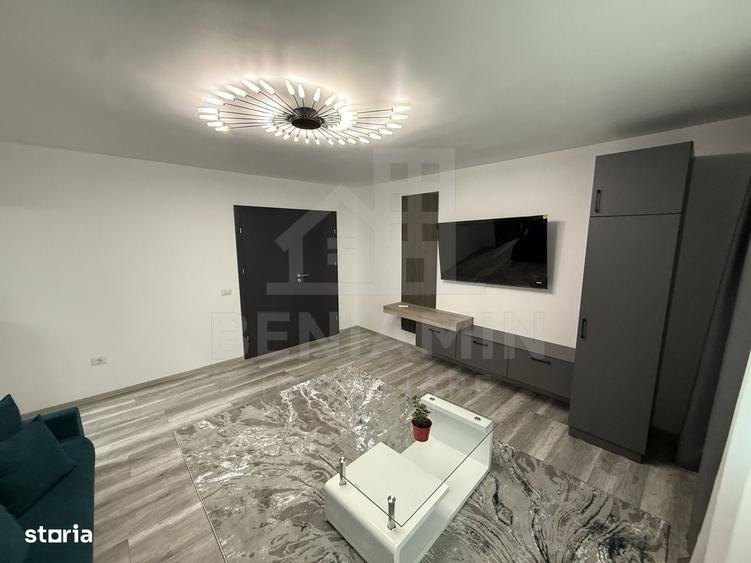 Apartament cu 4 camere decomandat în Ultracentral