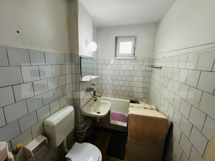 Apartament cu 3 camere decomandat în Dâmbu Pietros