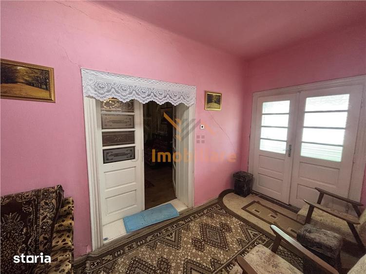 Casă cu 4 camere cu Teren 5526 Mp în Cociuba Mare