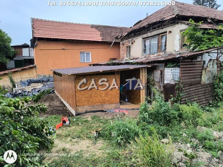 Teren Construcții intravilan de 1905 mp, în Est