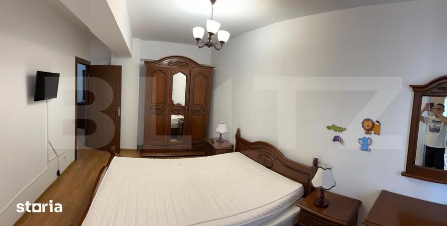 Apartament cu 3 camere decomandat în Central