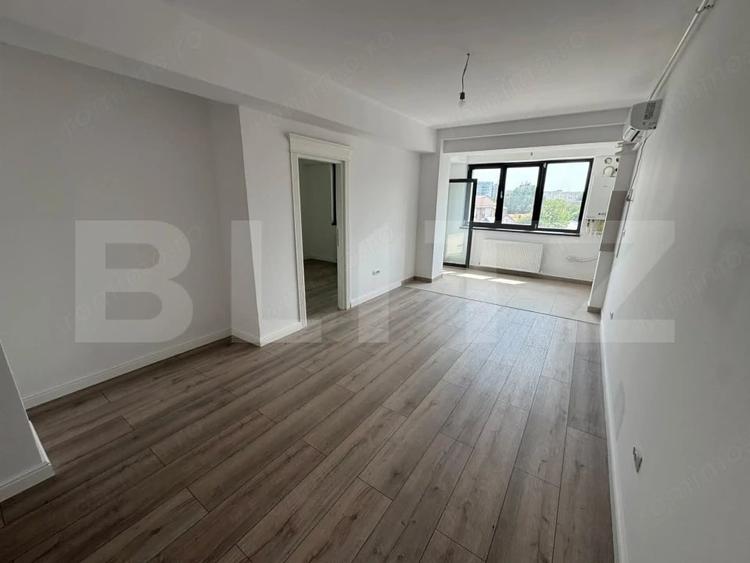 Apartament cu 2 camere semidecomandat în Smârdan