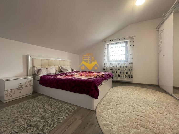 Casă individuală cu 4 camere cu Canalizare în Jucu de Sus