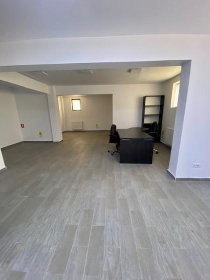 Spațiu comercial, de 123 mp, în Roșu