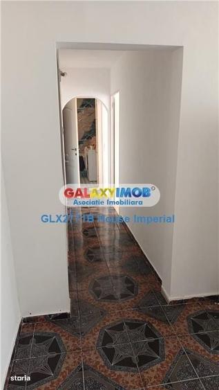 Apartament cu 3 camere decomandat în Basarabia