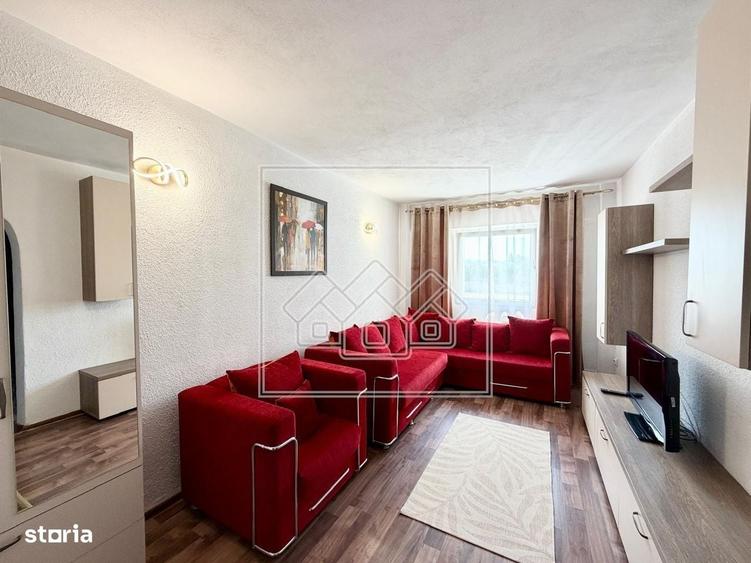 Apartament cu 4 camere decomandat în Central