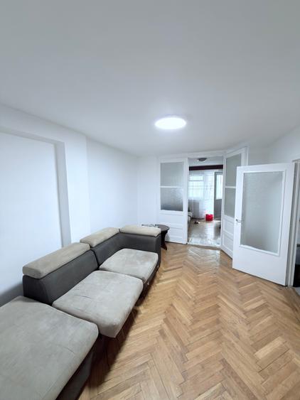 Apartament cu 4 camere în Ultracentral