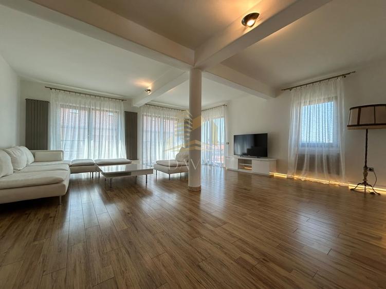Penthouse spatios pe 3 nivele - 210 mp | garaj + 3 locuri de parcare incluse - 1