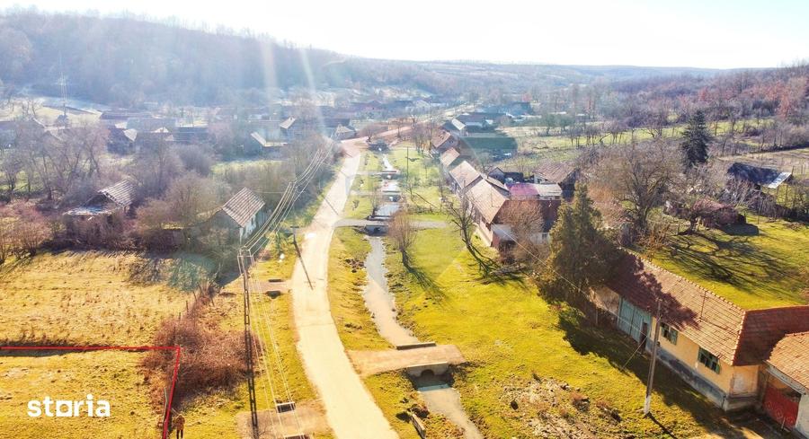 Casă cu 4 camere cu Teren 10486 Mp în Ohaba Lungă