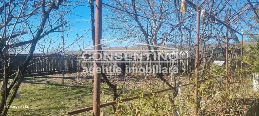 Se vinde imobil cu teren 3700 mp in com Merei
