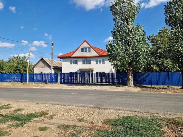 Spațiu comercial, de 600 mp, în Petrăchioaia