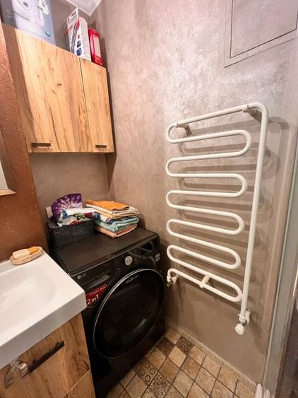 Apartament cu 3 camere decomandat, mobilat în Gară