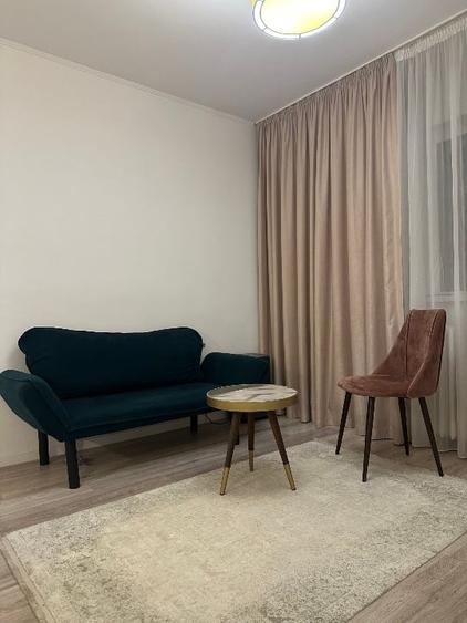 Garsonieră decomandată în Baba Novac