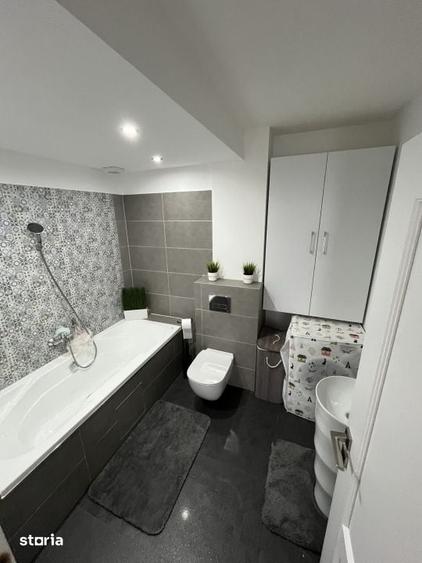 Apartament cu 3 camere decomandat în Albert