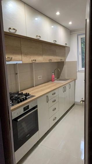 Apartament cu 2 camere semidecomandat în Calea București
