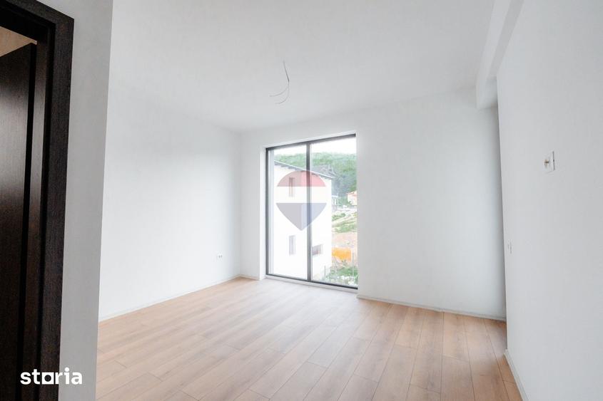 Casă cu 3 camere cu Teren 181 Mp în Budeasa