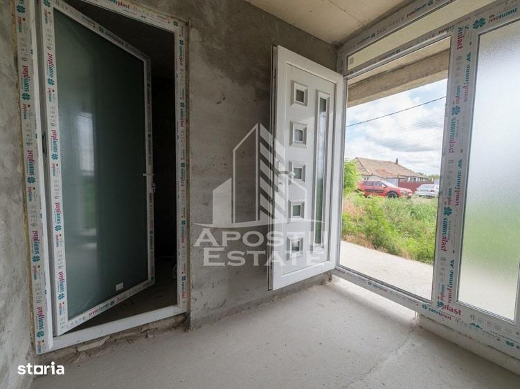 Casă cu 4 camere cu Teren 1439 Mp în Central