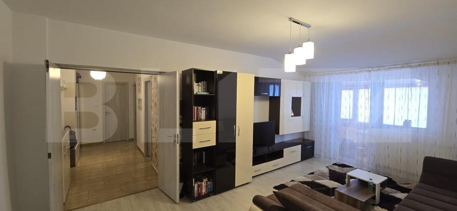 Apartament cu 2 camere decomandat, mobilat în Craiovița Nouă