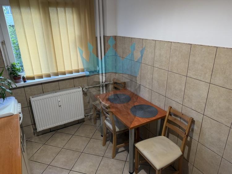 Apartament cu 2 camere decomandat, mobilat în Basarabia