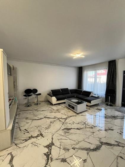 Casă cu 3 camere cu Canalizare în Exterior Nord