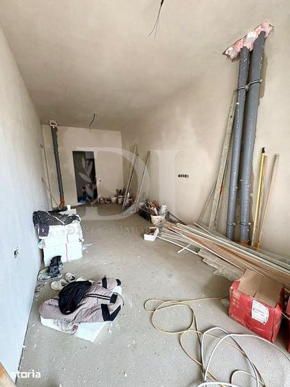 Apartament cu 4 camere în Florești