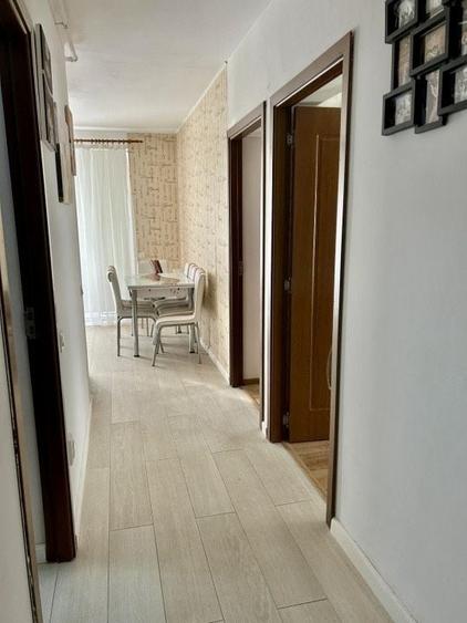 Apartament cu 2 camere decomandat în Florești