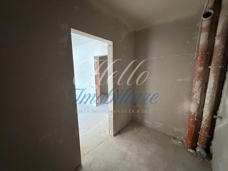 Apartament cu 2 camere semidecomandat în Florești
