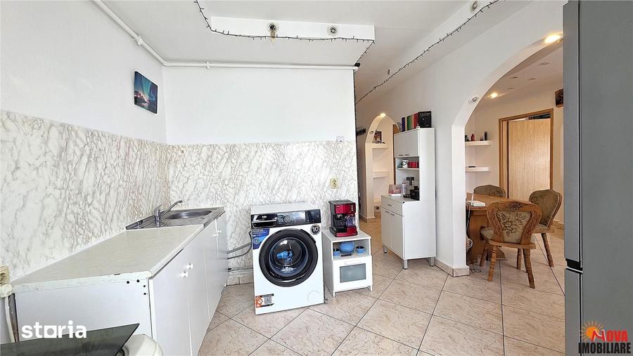 Apartament cu 2 camere decomandat în Triaj