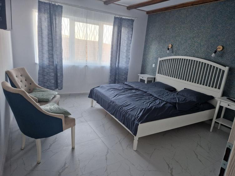 Casă cu 4 camere cu Teren 600 Mp în Central