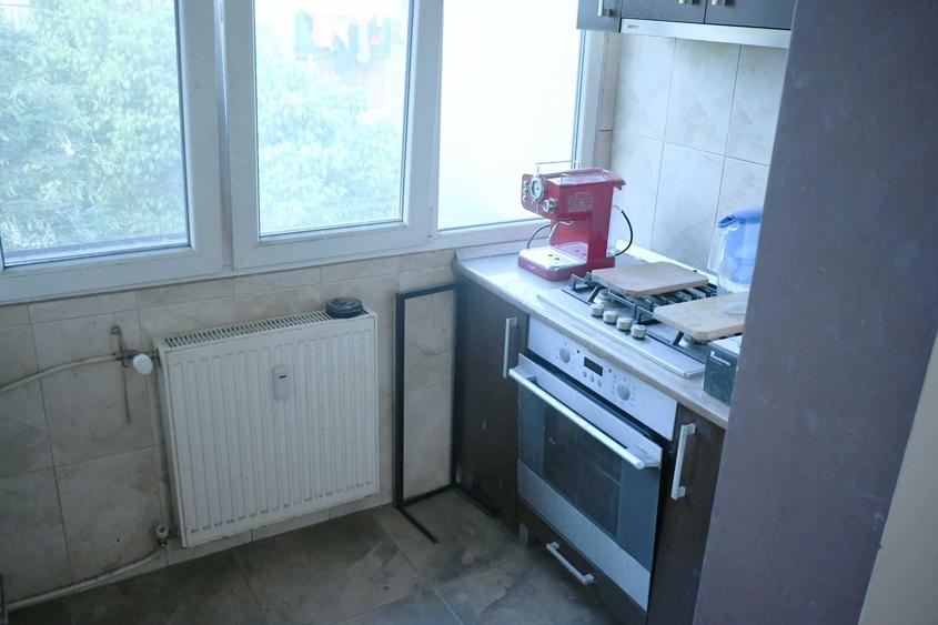 Apartament cu 3 camere decomandat în Decebal