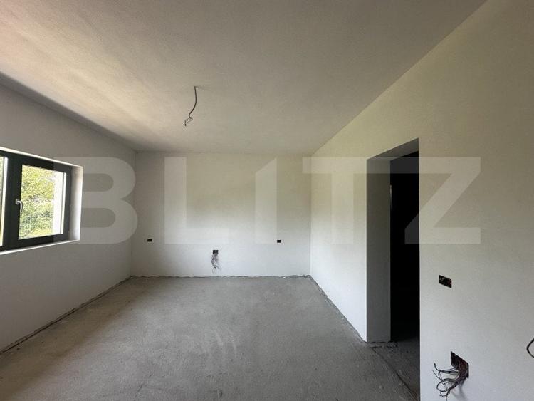 Casă individuală cu 3 camere cu Teren 400 Mp în Centura Narciselor