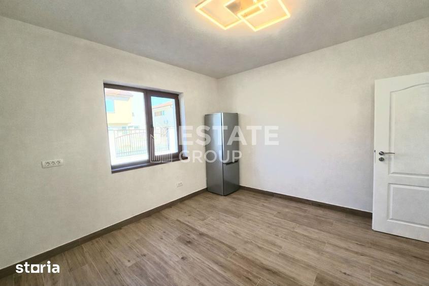 Casă cu 5 camere cu Teren 300 Mp în Dumbrăvița